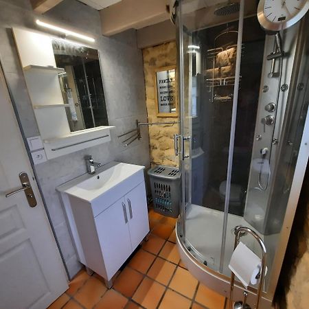 AUX PORTES DU CHATEAU Cottage intimiste et cosy à l'abri des regards propice à la detente Rinxent Exterior foto