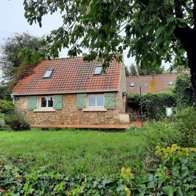 AUX PORTES DU CHATEAU Cottage intimiste et cosy à l'abri des regards propice à la detente Rinxent Exterior foto