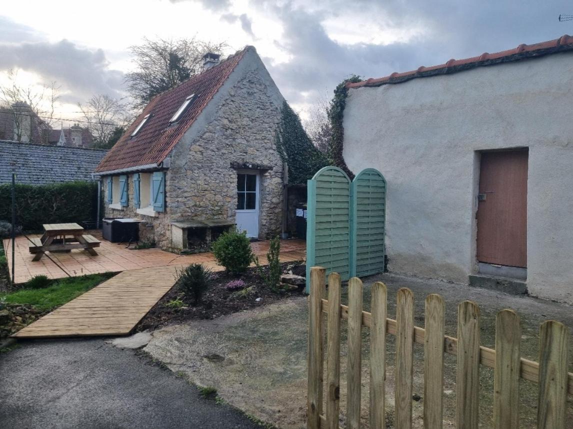 AUX PORTES DU CHATEAU Cottage intimiste et cosy à l'abri des regards propice à la detente Rinxent Exterior foto